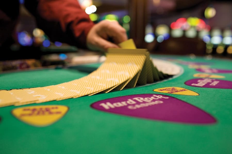 3 khai niem trong poker nguoi choi can biet de thang duoc doi thu