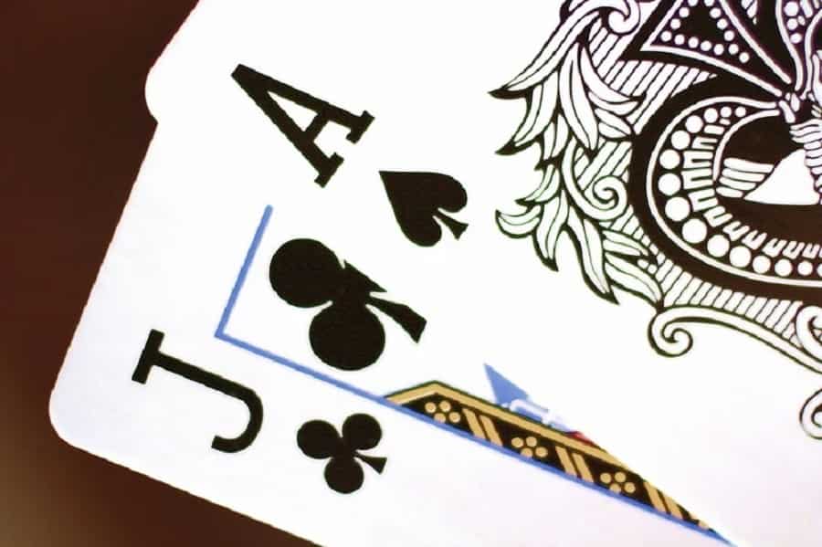 Chia sẻ những cách kiếm lời nhanh nhất trong trò chơi Blackjack chia se nhung cach kiem loi nhanh nhat trong tro choi blackjack