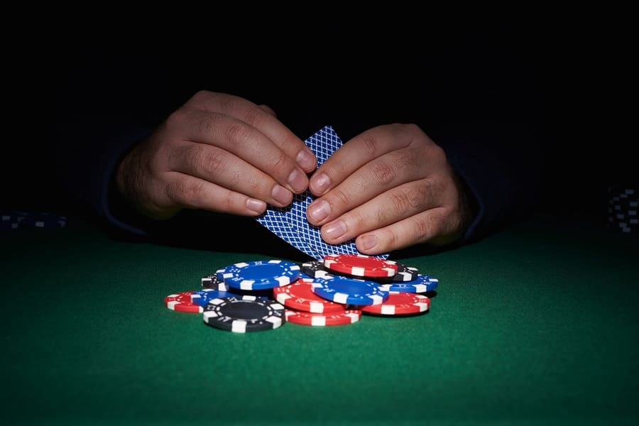 nhung ky nang can hoc de choi poker xuat sac hon va danh bai doi thu